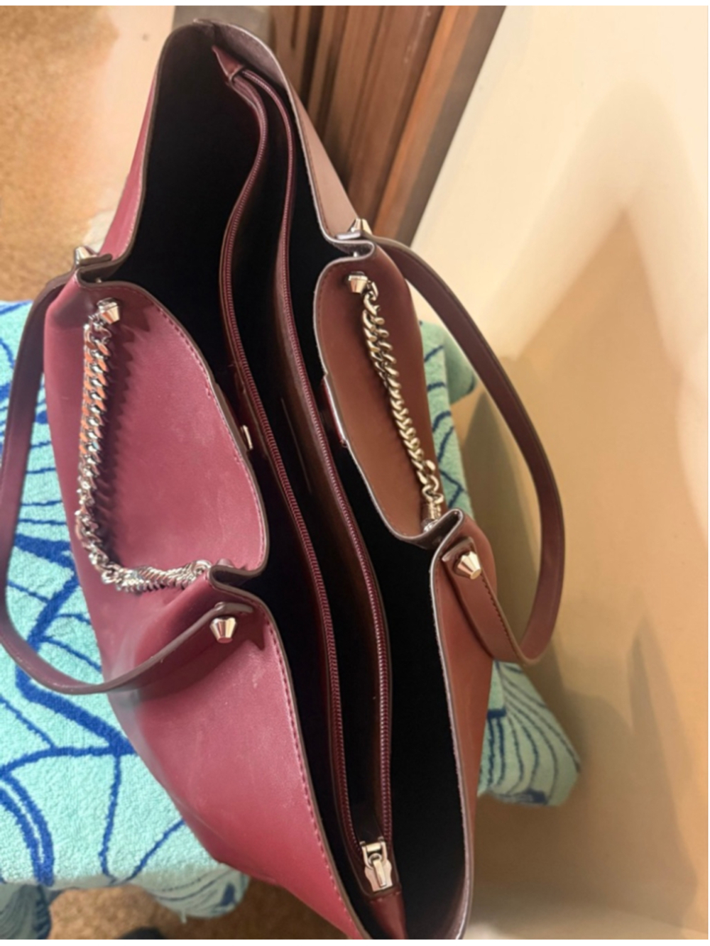 Women's Michael Kors Zena Burgundy Tote Bag - Picture 6 of 8